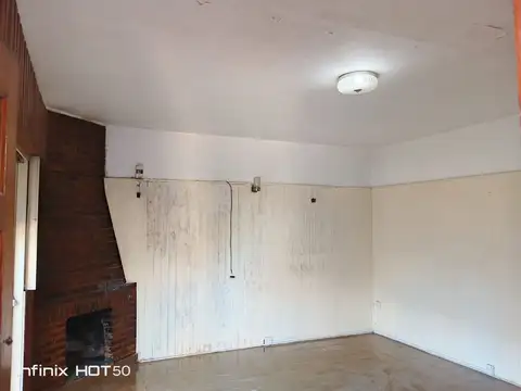 Casa 3 ambientes con 2 baños