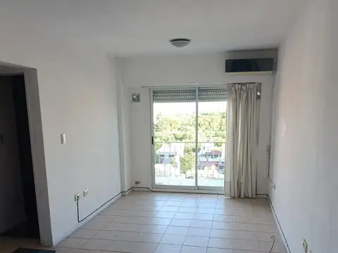 Departamento en Alquiler en Villa Saenz Peña, $ 600.000