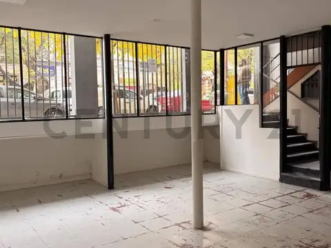 Local en Alquiler en Mendoza, Capital