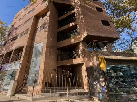 Departamento en Alquiler de 4 ambientes