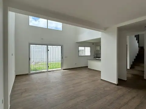 Depto Tipo Casa en Venta con 1 cocheras