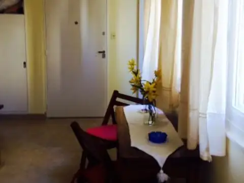 Valentin Gomez 3800, Piso 8