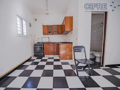Depto Tipo Casa en Venta en Villa del Parque, USD 108.000