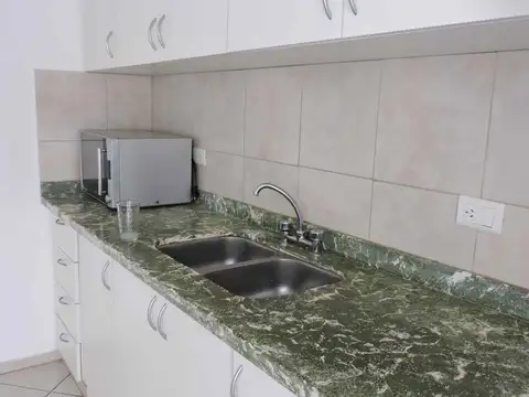 Departamento 12 ambientes con 3 baños