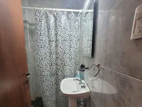 Depto Tipo Casa 2 ambientes con 1 baño