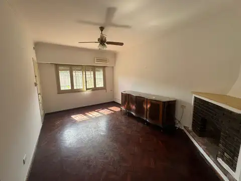 Casa en Venta en Alberdi, USD 138.000