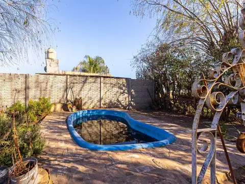 Casa en Venta con 1 cochera