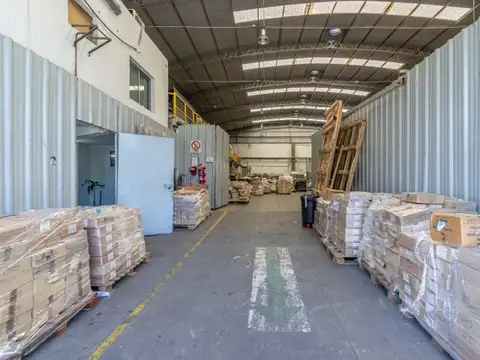 Galpon en Venta 41,16  mts Fondo