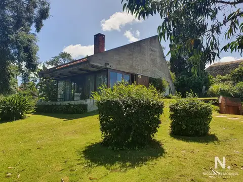 Casa en Venta en Pinares, USD 370.000