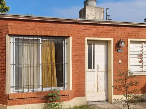 Venta Casa 3/4 Dormitorios! Quincho y gran patio