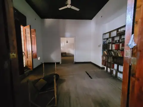 A Del Valle 100
