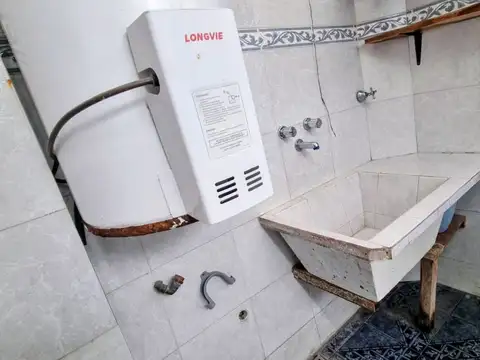 Depto Tipo Casa en Venta en Lomas del Mirador, USD 60.000