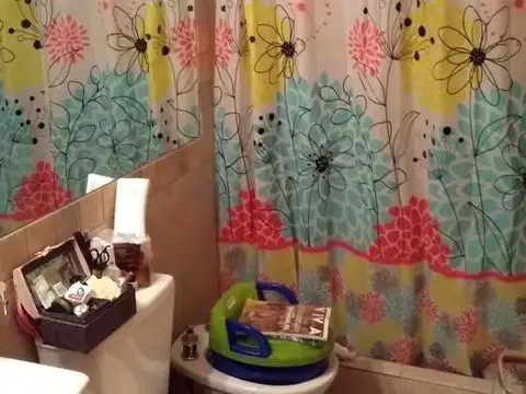 Casa tipo dúplex en Villa Sarmiento, Pdo. de Morón