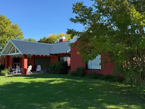 Casa en Venta en El Argentino Farm Club, USD 820.000