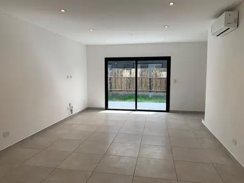 Departamento en Alquiler de 3 dormitorios