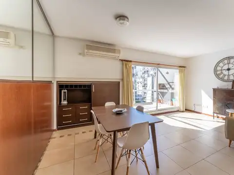 Presidente José Evaristo Uriburu 1600