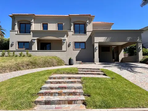 Casa en Venta de 5 dormitorios