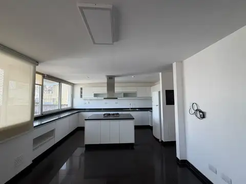Departamento en Venta de 9 ambientes
