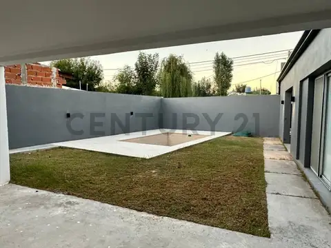 213 bis y 40 , Piso 0