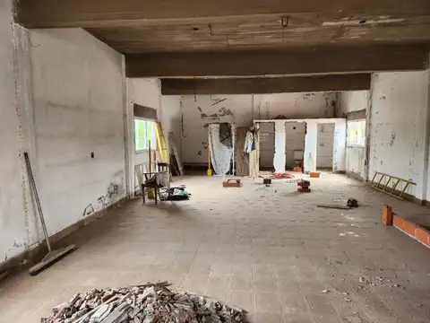 Lobo de Mar Esq. Espora