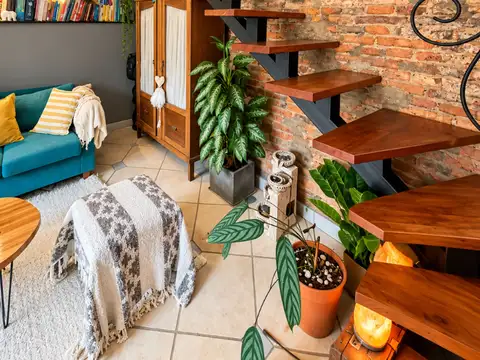 Casa 4 ambientes con 2 baños