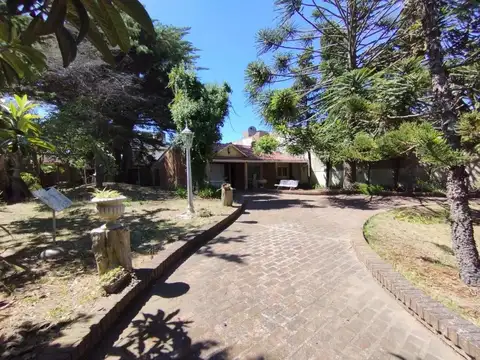 Mar De Ajo Venta Chalet 3 Amb Con Dependencia  Sobre 2 Lotes De 10x40