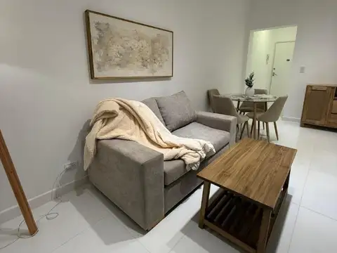 Sarmiento 2300, Piso PB