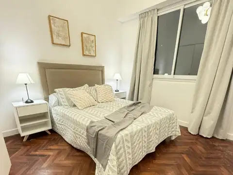 Sarmiento 2300, Piso PB