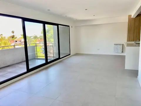 Venta  Piso de 3 amb c/ cochera! Haedo Sur