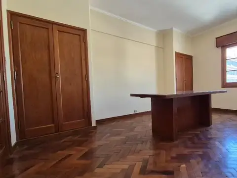 Departamento en Venta en Zona Centro, USD 170.000