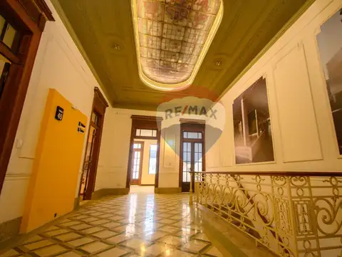 Salón comercial en microcentro