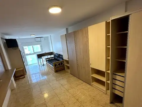 VENTA MONOAMBIENTE CON VISTA LATERAL AL MAR ZONA LA PERLA