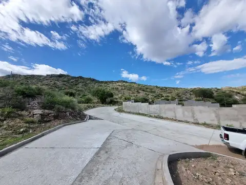 Terreno - Venta - Argentina, San Luis - calle las jarillas 2400