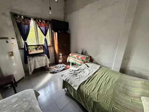Local en Venta en Rafael Calzada, USD 140.000