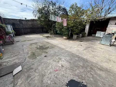 Local en Venta en Rafael Calzada, USD 140.000