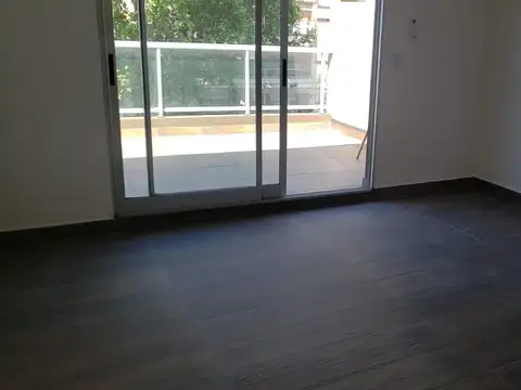 Depto Tipo Casa en Alquiler 1 año