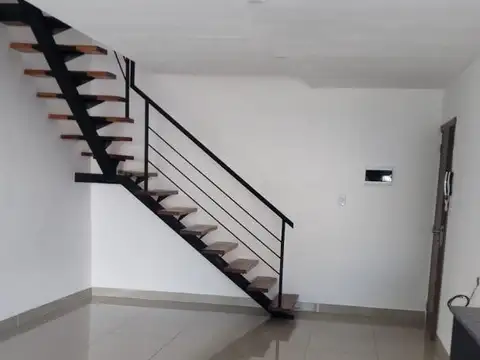 Depto Tipo Casa en Alquiler en Villa Crespo, $ 5.000.000