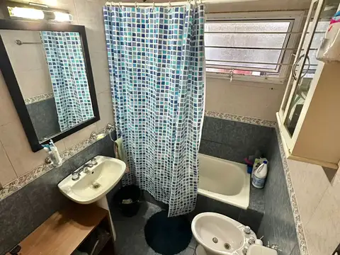 Depto Tipo Casa 2 ambientes con 1 baño
