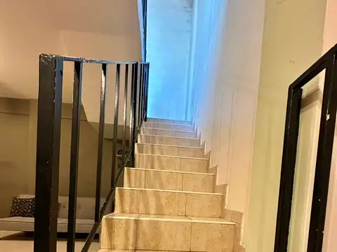 Depto Tipo Casa en Venta 16 años