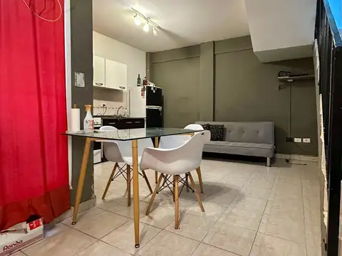 Depto Tipo Casa en Venta de 1 dormitorio