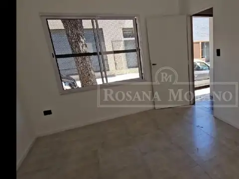 Depto Tipo Casa en Venta en Monte Castro, USD 175.000