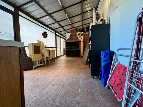 VENTA PH 3 AMB con QUINCHO PARRILA  TERRAZA FLORES