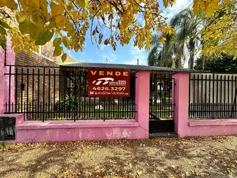 Tres Cruces 4400