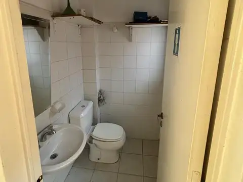 LOCAL COMERCIAL EN ALQUILER - GUEMES