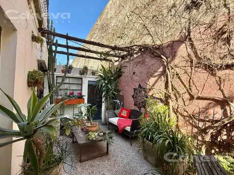 Depto Tipo Casa 3 ambientes con 2 baños