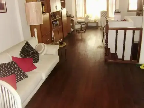 Depto Tipo Casa en Venta de 3 dormitorios