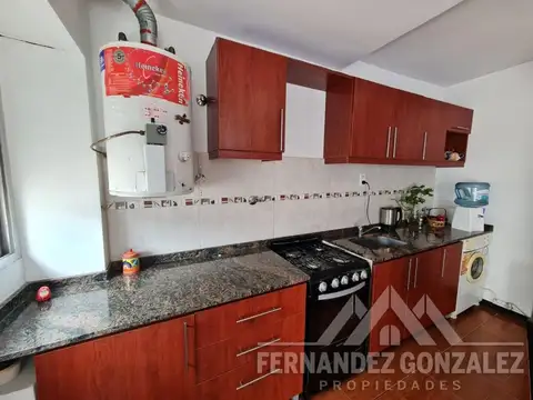 Depto Tipo Casa 2 ambientes con 1 baño