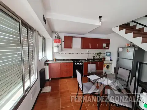 Depto Tipo Casa en Venta de 2 ambientes