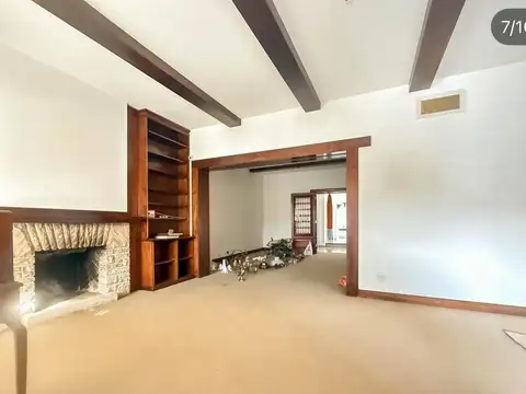 Casa 6 ambientes con 5 baños