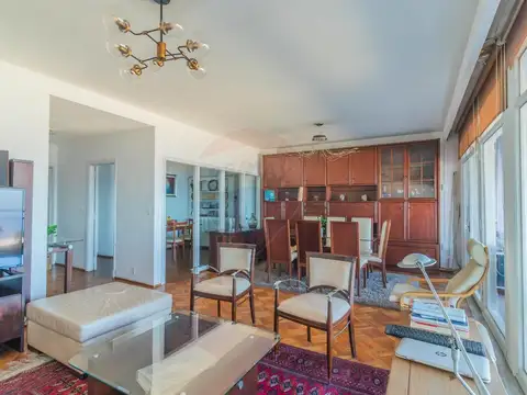 Departamento en Venta de 6 ambientes